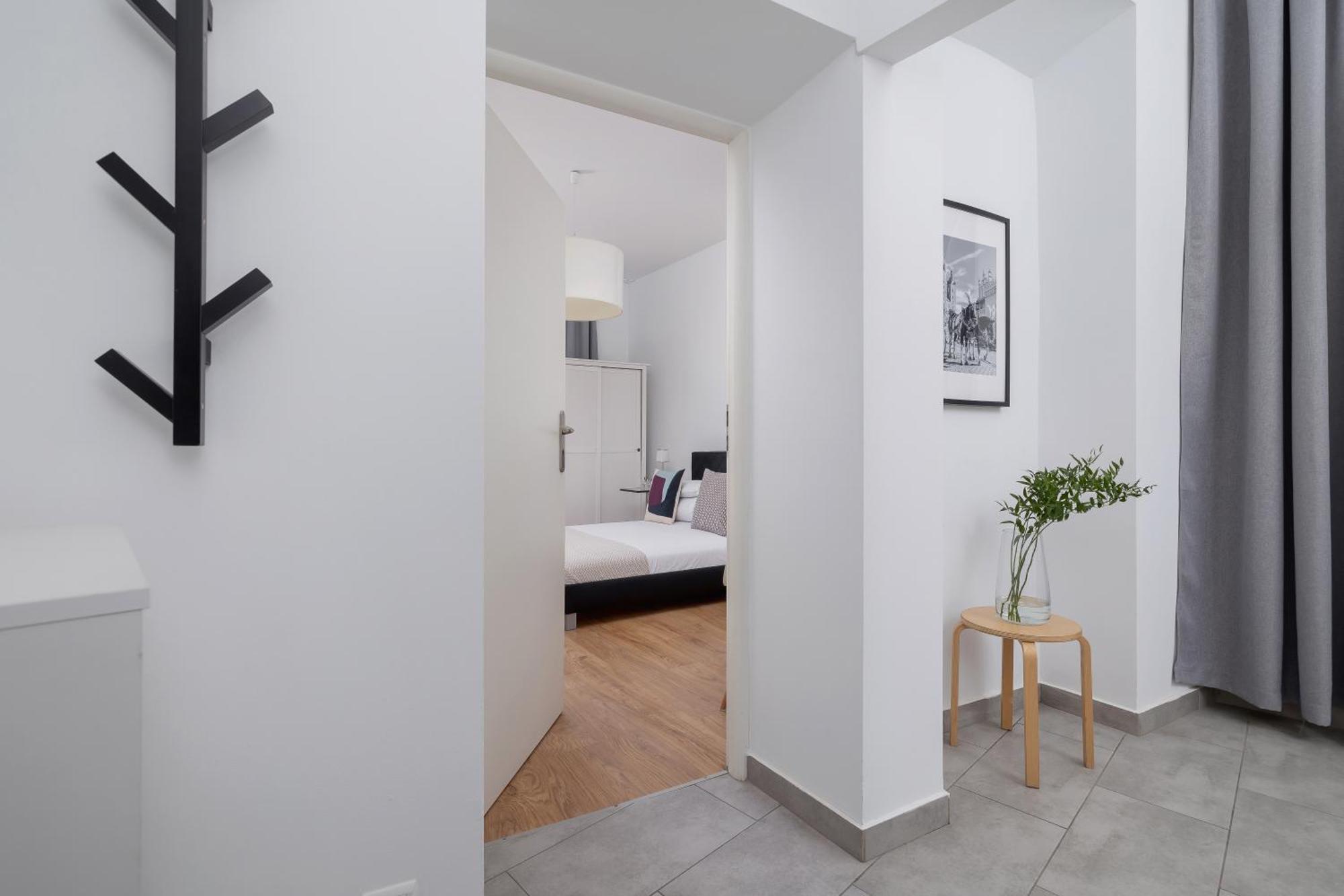 1-Bedroom Apartment - Dluga 65 Street Krakow Exterior photo